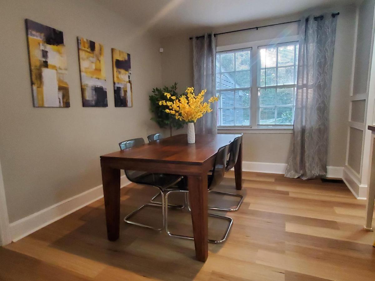 Holiday home Cheerful 2 Bedroom Near Colleges, Downtown, Attractions