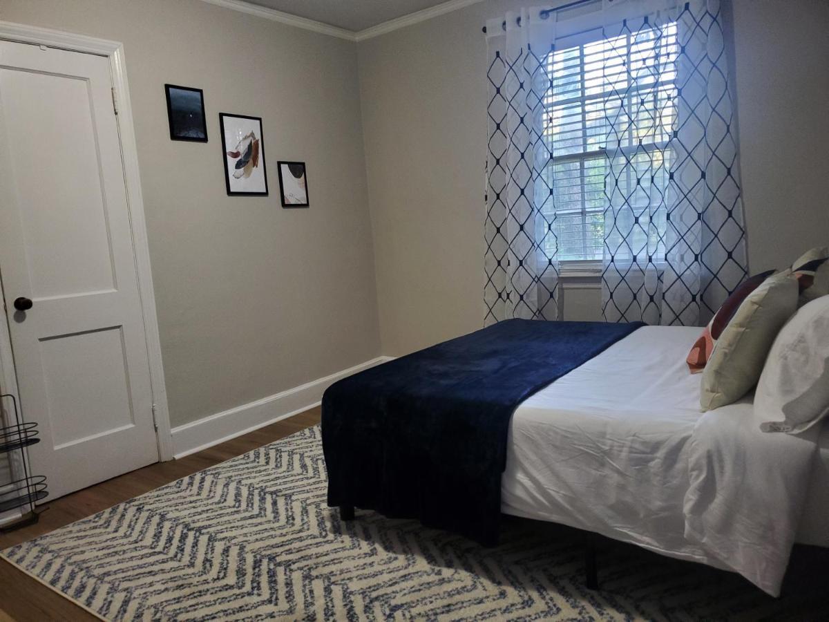 Cheerful 2 Bedroom Near Colleges, Downtown, Attractions Montgomery