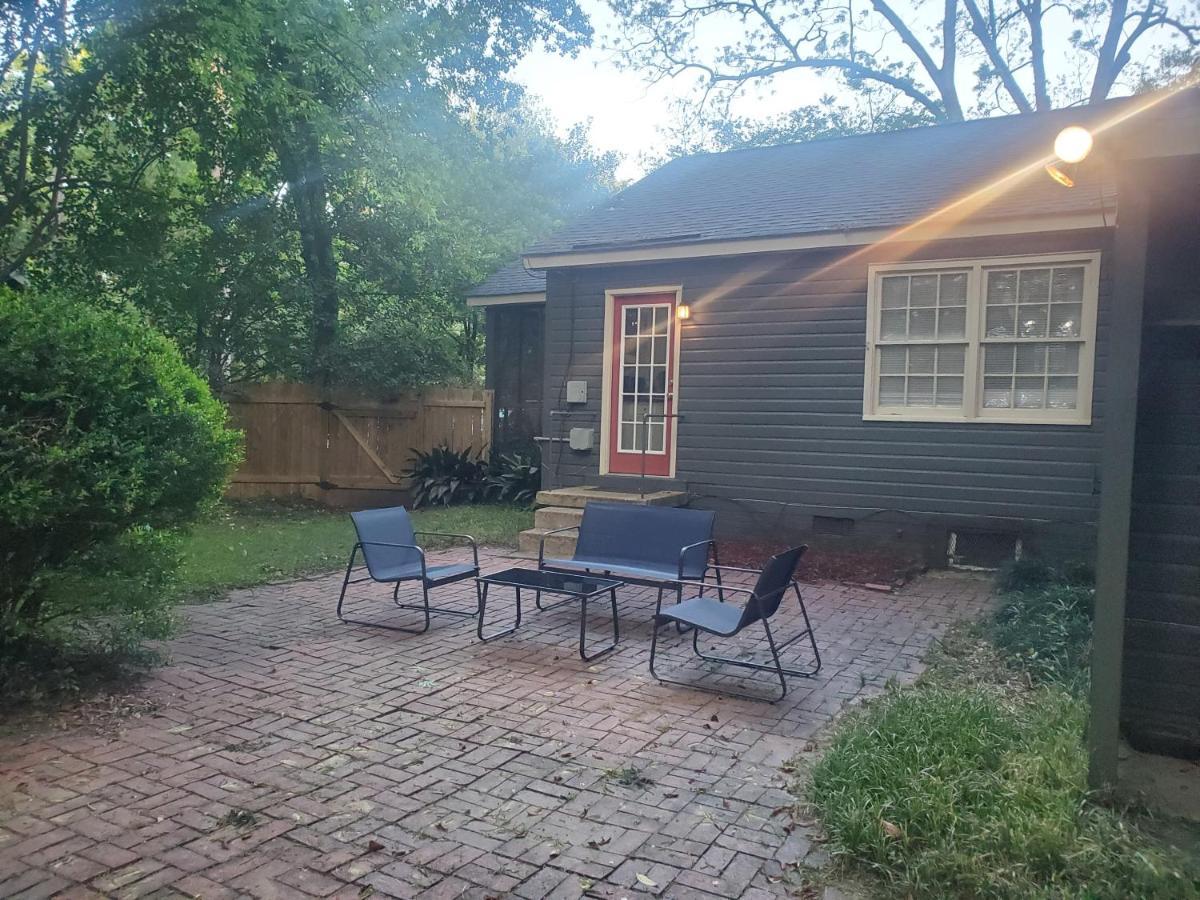 Cheerful 2 Bedroom Near Colleges, Downtown, Attractions Holiday home Montgomery