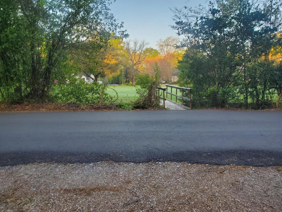 Holiday home Cheerful 2 Bedroom Near Colleges, Downtown, Attractions Montgomery