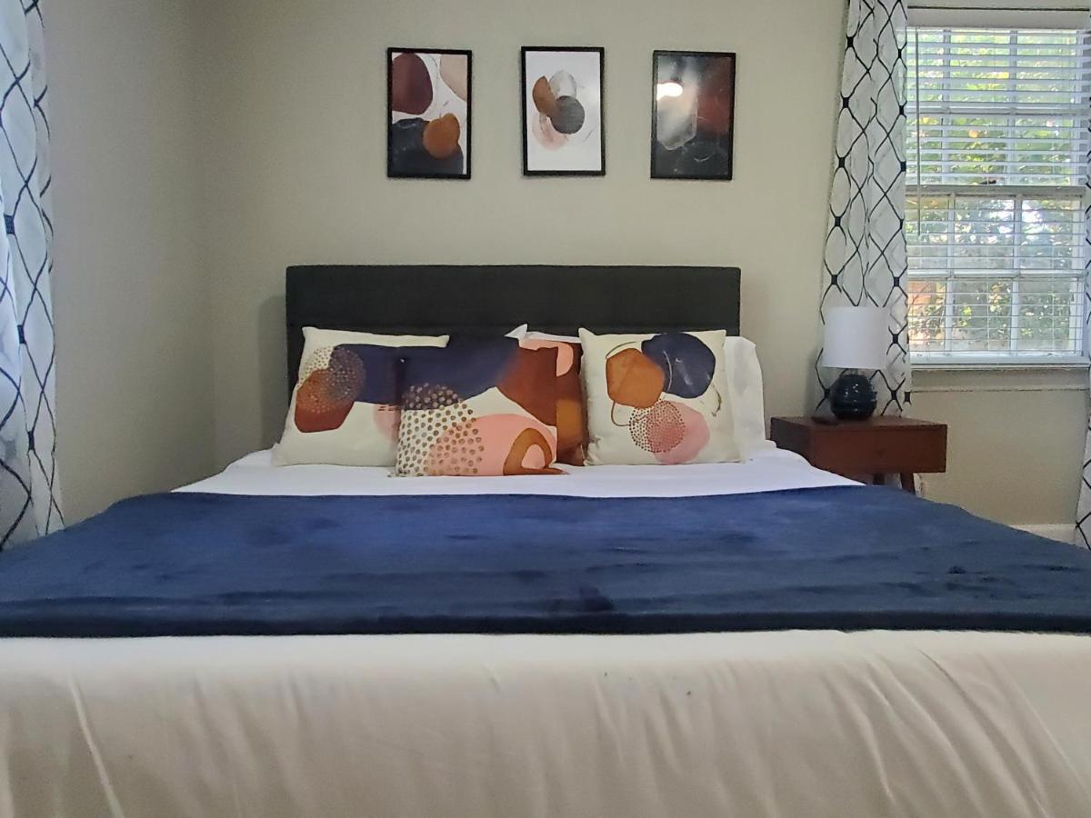 Cheerful 2 Bedroom Near Colleges, Downtown, Attractions * Montgomery