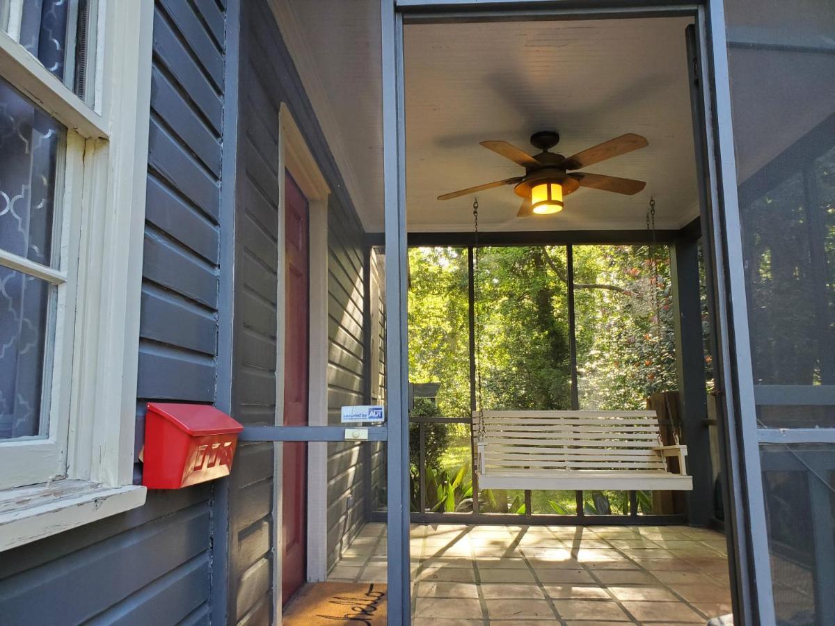 Holiday home Cheerful 2 Bedroom Near Colleges, Downtown, Attractions *